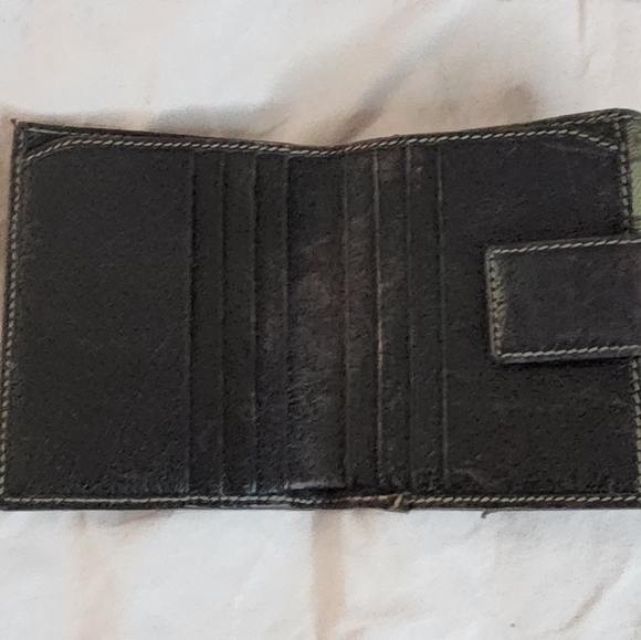 Gucci Monogram Princy Sherry Line Compact Wallet - Picture 13 of 16